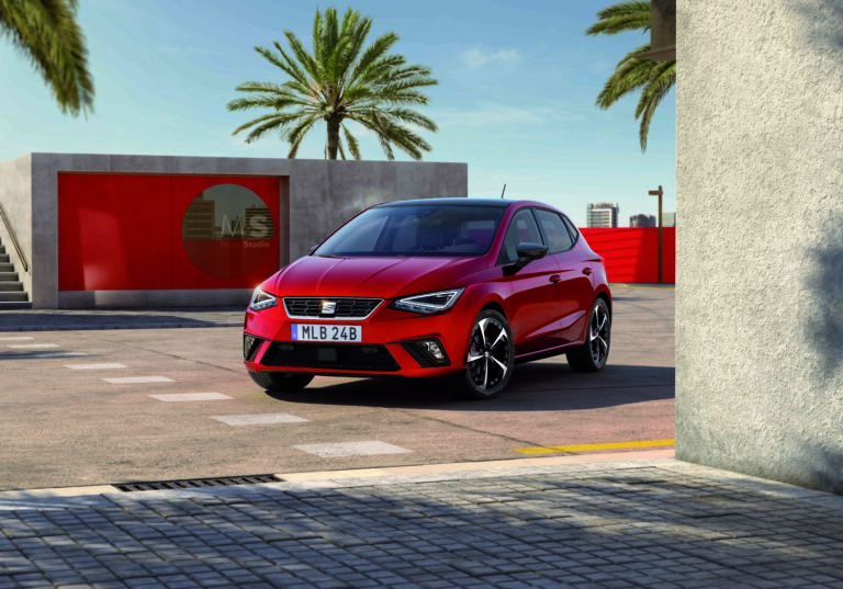 Röd Seat Ibiza